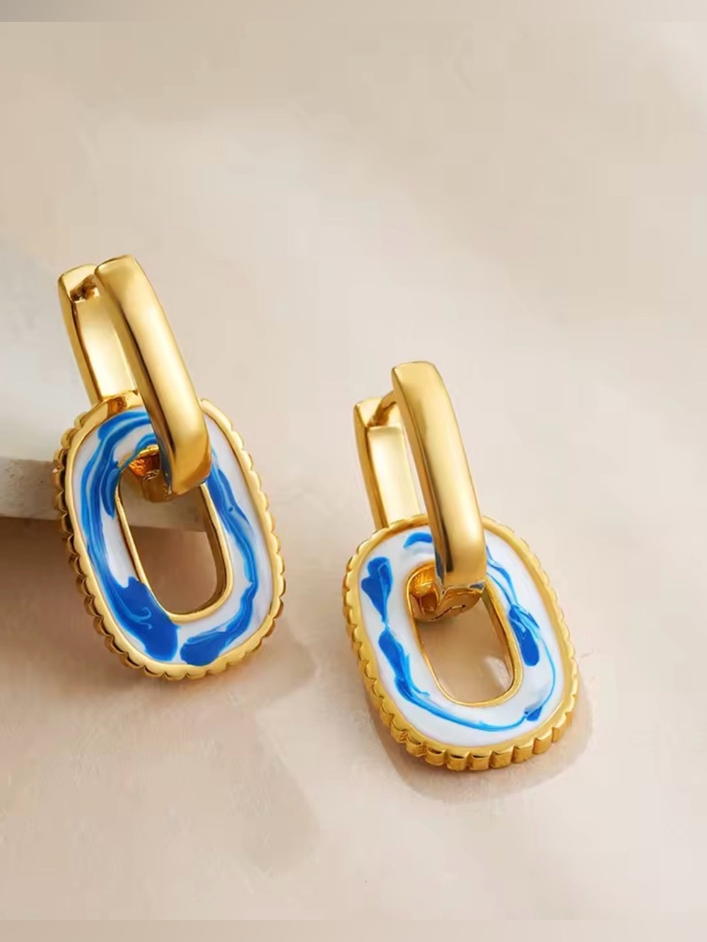Vintage White&Blue Flower Enamel Beads Hoop Earrings
